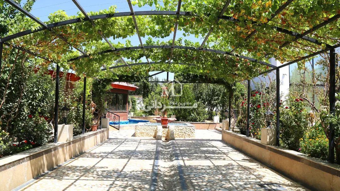 باغ ویلای 2400 متری لاکچری با 300 متر بنای دوبلکس در منطقه خوشنام ملارد 