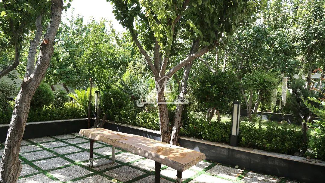 باغ ویلای 880 متری لوکس با 160 نای شیک در منطقه کردزار شهریار 