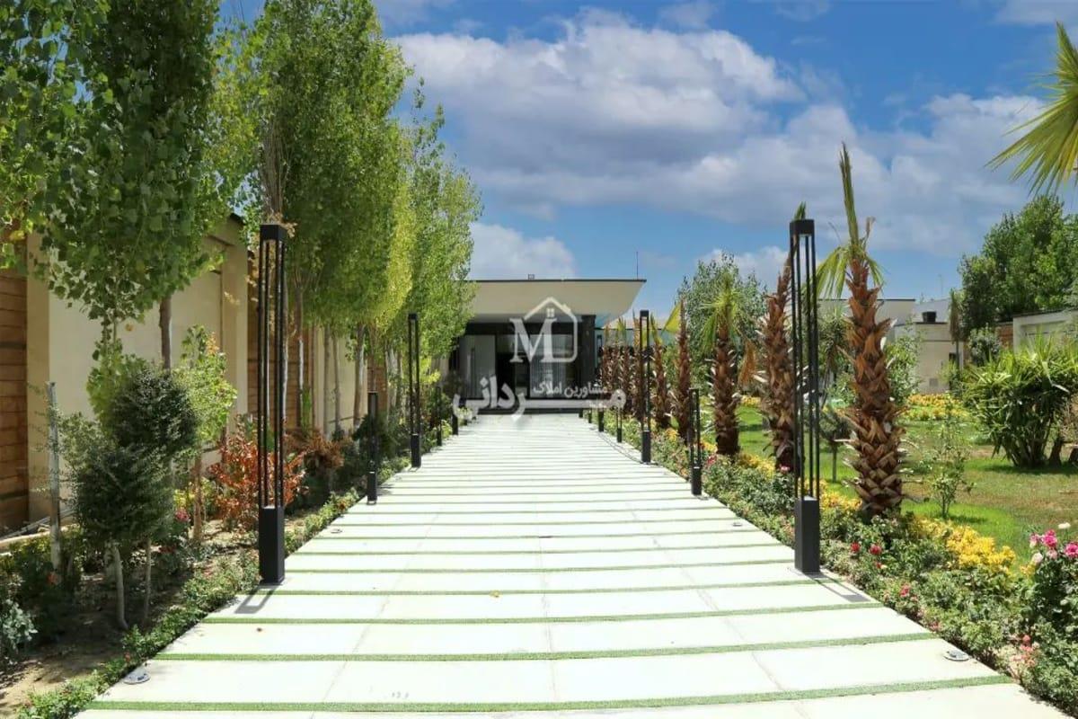 خانه ویلایی 1500 متری لاکچری با 380 متر بنای شیک در منطقه ویلا دشت ملارد