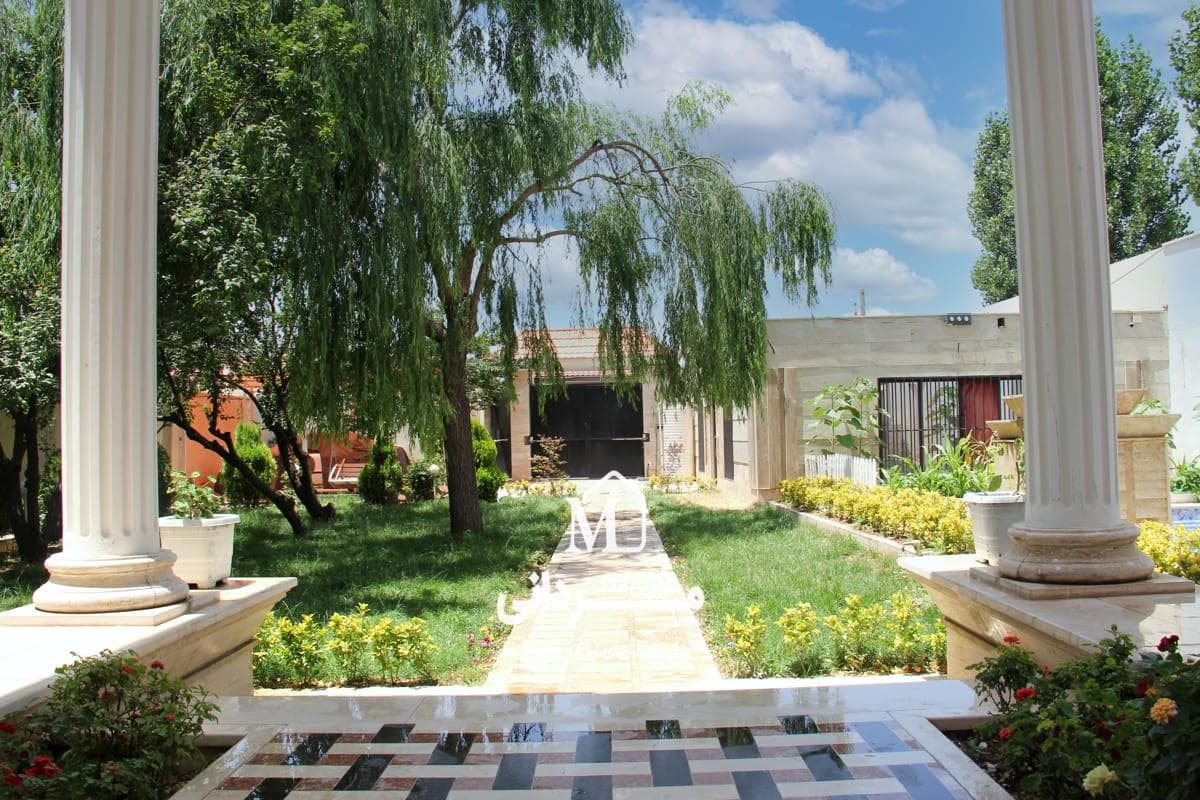 باغ ویلای 1000 متری لوکس با 400 متر بنای مجلل در منطقه ملارد 